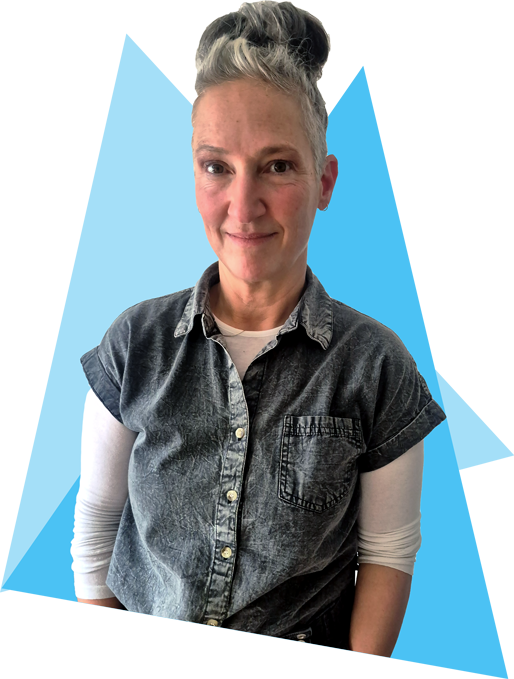 august wambold sunward journeys profile photo holding paintbrushes